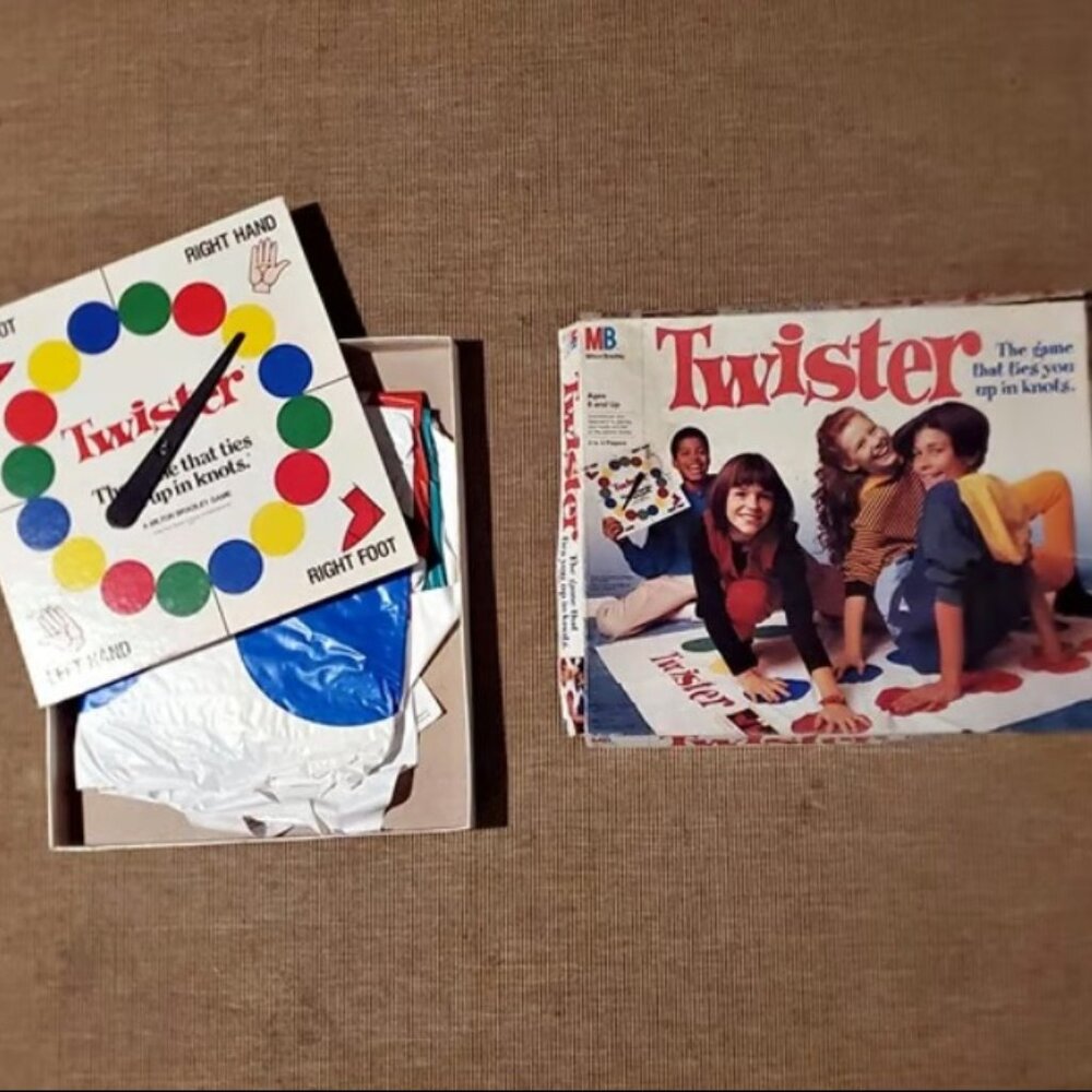 Vintage 1980's HASBRO Twister Party Classic Board Game